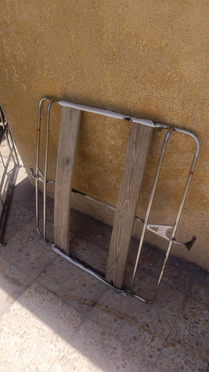 سلام عليكم الوحده ب30 مكاني حي اور جاهزات هنه والاستيكات السوده عوزها بس صبغ والثانية كبل جيب وشد وعندي هورنات سيدان دكتهن كلش حلوه وعندي غراض مال كامري 10 بطاين صندوك وفرشه دشبول جدد ب25  ***********
