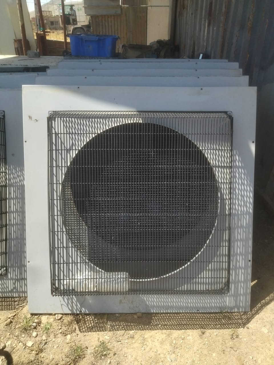 للبيع 7حبات مروحة 380فولط نضاف ميلة أتصل 0771445886


**إذا كنت صاحب هذا الإعلان وتريد حذفه لأي سبب، رجاءا أرسل رسالة إلى الدعم الفني**