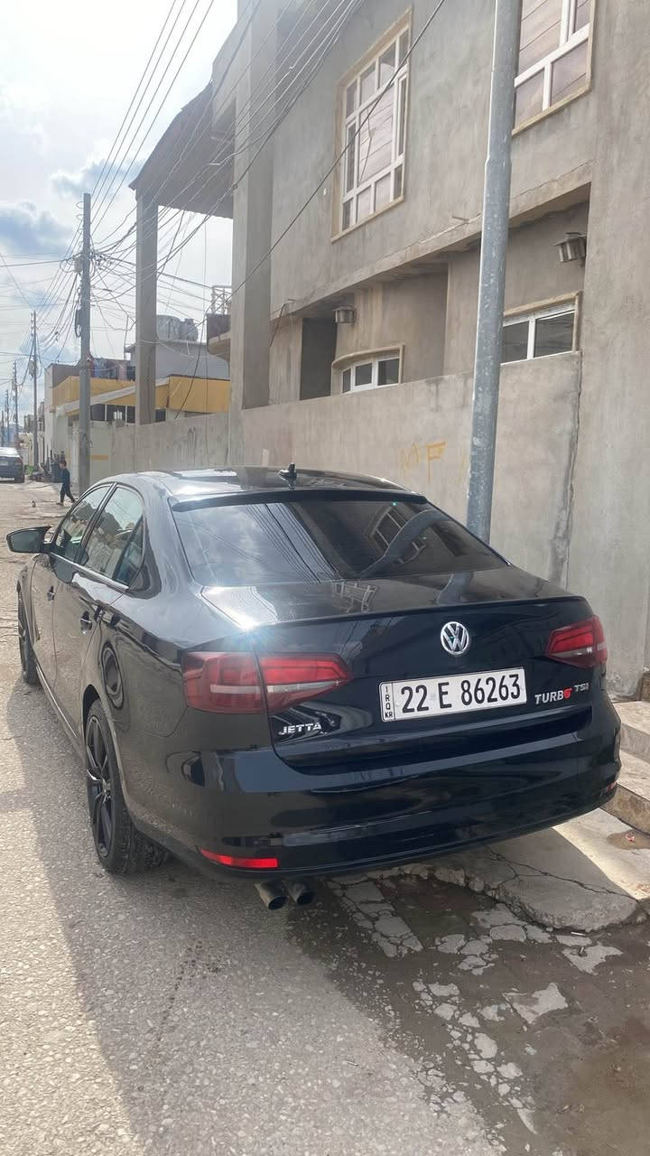 جيتا 2016
مواصفات s
گير مه كينه به شه رت 
هه زه سه نه وي تازه يه 
مه كينه 18توربو 
سعري 107وه ره قه و مه جاله كي كه م 
ناونيشان ؛هه ولير
***********
*********** Singapore
