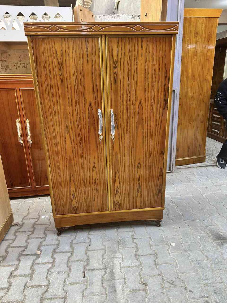 السلام عليكم اخوان الله خلقني لتحدي كافه الغراض المنزليه للبيع والشراء والمراوس جاهزين لتواصل عالمسنجر والواتساب (قادمون بقوه الله) هذا رقمي ***********
