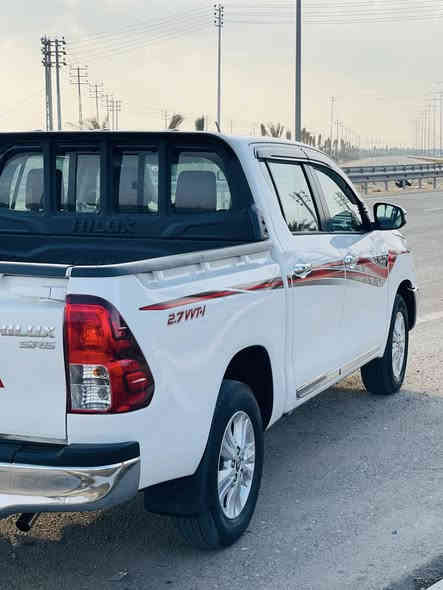 السلام عليكم ورحمة الله وبركاته 
بيكم هايلكس موديل (2025)رقم أربيل فول موصفات 
السياره  كفاله عامه زيرو ماشيه (5000) 
السعر(320) وبيه مجال (***********)عنواني بصره
