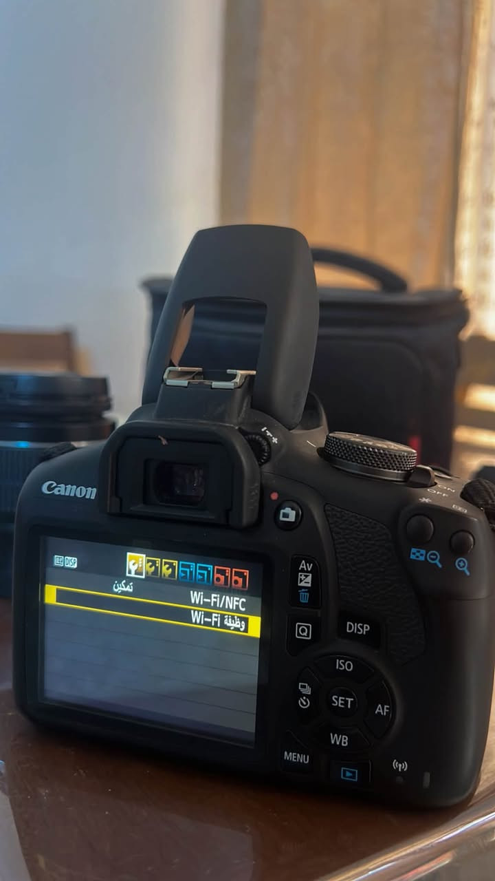 Canon EOS 2000D
السلام عليكم للبيع فقط كاميرا كانون EOS 2000D اخت الجديده استعمال قليل جداً 

​ تدعم Wi-Fi و NFC (لنقل الصور للهاتف مباشرة

​العدسة الأصلية.. Canon EF-S 18-55mm f/3.5-5

تصويرها يخبل الفيديو دقة عالية جداً

​الملحقات المرفقة (كما في الصورة):

​البطارية الأصلية.

​الشاحن الأصلي.

​حزام الرقبة (Canon EOS).

​غطاء العدسة وغطاء جسم الكاميرا

اي شخط مابيها السعر 350 الف وبيها مجال مكاني بغداد العامرية 

*********** متواجد على النت 🤍
