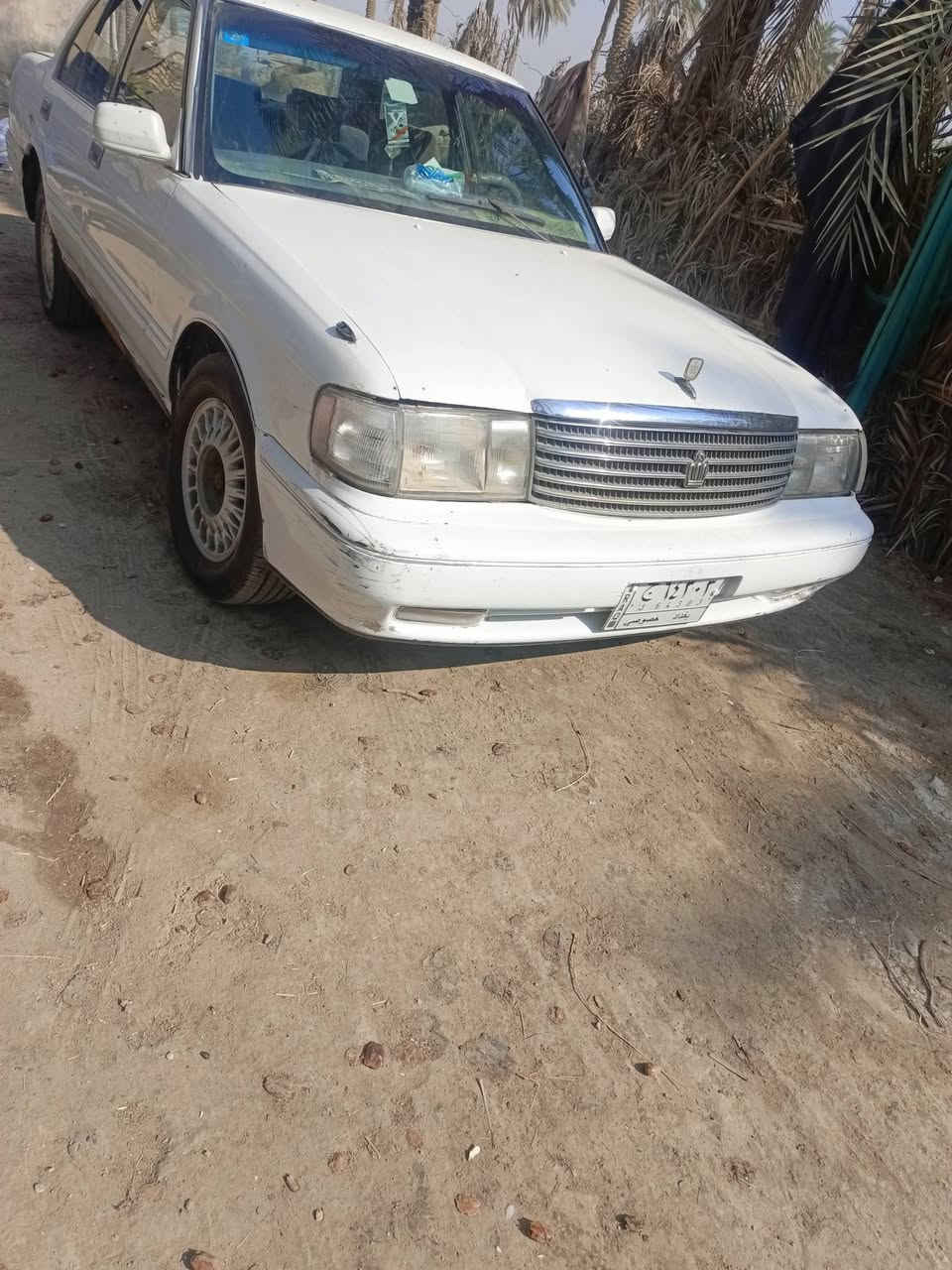 سلام عليكم سيارة كراون ارنب فحل طويله لون ابيض موديل 95 سياره مكفوله من الكصه ونقل جثه وكير ومكبنه بيها خيط بخار من الصالنصه بس ترايك 3سنوات شرط شاصي جسر مكفول سياره مصبوغه جماليه بدون دواخل سياره تريد ترتيب دواخل السعر 60وبيها مجال للشراي مكان السياره محافظة الديوانية قضاء الشاميه الاتصال ***********
