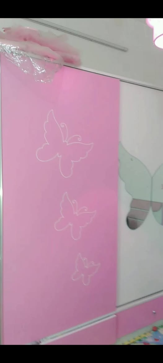 غرفة بناتي سريرين نفر نظيفة جدا قواعد سرير خشب كامل مو حديد خفيف وكنتور سلايد ثقيلة ٥ قطع مكان في بغداد البلديات قرب تقاطع الأمن العامة


**إذا كنت صاحب هذا الإعلان وتريد حذفه لأي سبب، رجاءا أرسل رسالة إلى الدعم الفني**