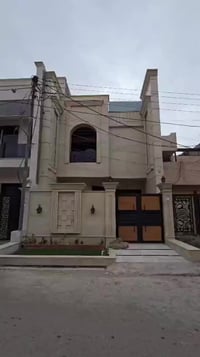 جبنا لكم اليوم عرض مميز 🔥 عقار بمساحة 120 متر وبواجهة 6 متر، يتميز بوج...