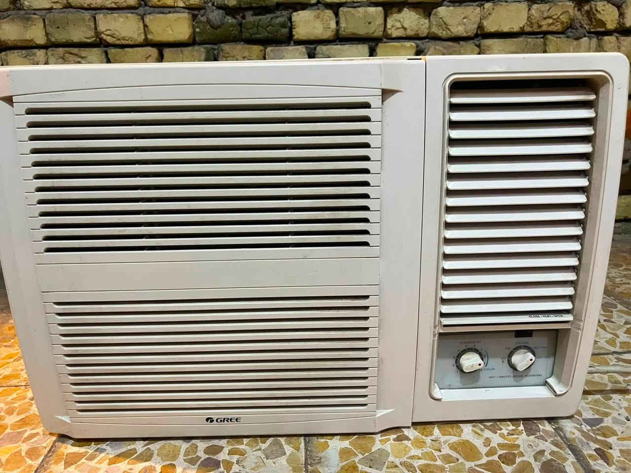 مكيف نضيف طن ونص نوع كري
للبيع ١٨٠ ألــف وبي مجال وضمان على الشد ٣ ايام
العنوان البصرة الاصدقاء قرب جامع العباس        

+964 780 116 4951


**إذا كنت صاحب هذا الإعلان وتريد حذفه لأي سبب، رجاءا أرسل رسالة إلى الدعم الفني**