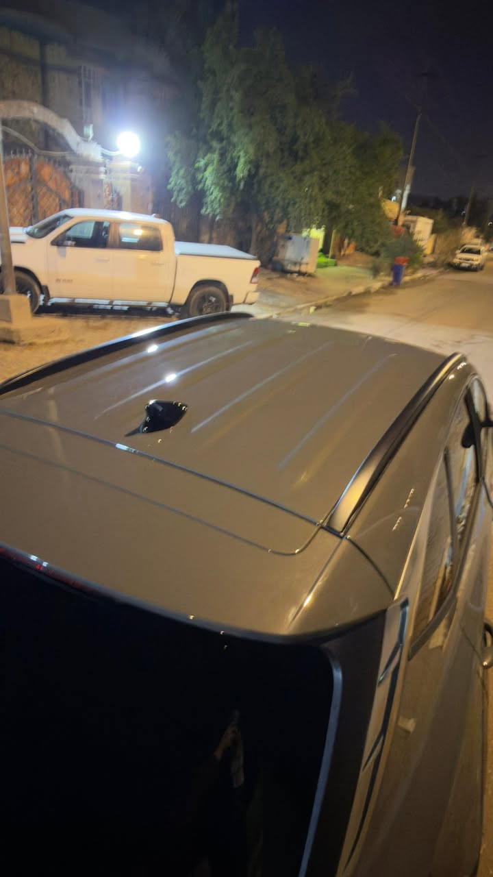 هونداي توكسان موديل 2024 دخول جديد  بدون حادث ولا ايرباك والسيارة جاهزة وجديدة بمعنى الكلمة كتاب شهداء بصرة ماشية 20 السيارة فول ماعدة الفتحة السيارة بصمة رادار تشغيل عن بعد  دواخل ابيض لون سمنتي فاتح السعر 215 قابل للتفاوض  العنوان بصرة معقل للتواصل عبر الاتصال***********
