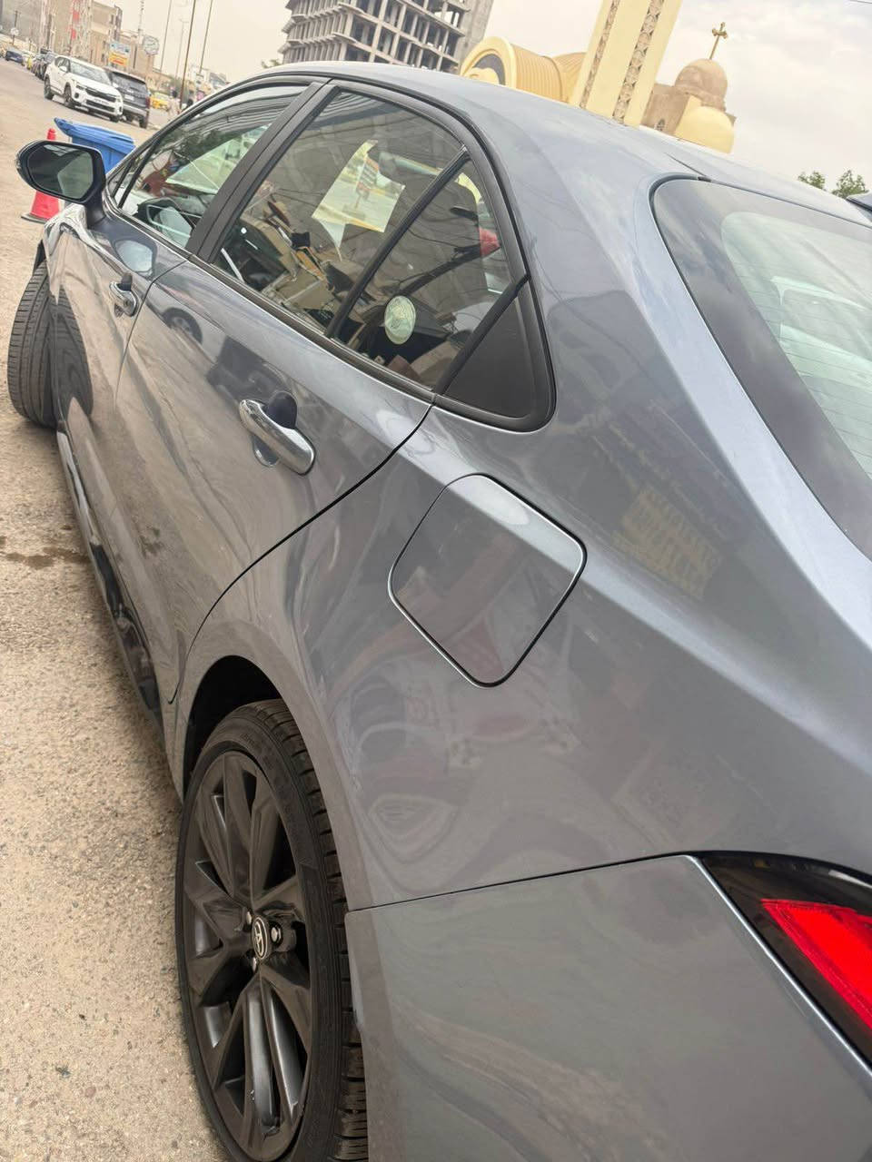 Corolla 2023 se
كورلا ٢٠٢٣ se 
•مواصفات 
• بصمة بيبان 
• بصمة تشغيل 
• تشغيل عن بعد 
• تحديد مسار 
•كروز سرعة 
• ابل كار بلاي 
السيارة ماشية ٧٠ الف كيلو مو ميل
حادث السيارة مال امريكا موضح حادث خلفي وبالعراق صار بيها حادث امامي بدون لا شاصي ولا لغود والسونار موجود قبل اسبوع مسوي
جاهزة السيارة باتري جديد 
تخم تايرات جدد
تبديل دهن وفلاتر جديد
جديدة السيارة ربع متصرف عليها

سعر السيارة ١٤٠ وبيها مجال 
للتواصل *********** بغداد, العراق
