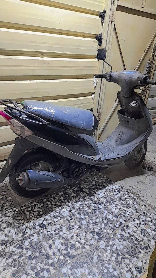 للبيع دراجه ماكس منغولي مكينه بلاديه مابيهه اي نقص مكاني بغداد مدينه الصدر السعر ٥٠٠الف هاذه رقمي ***********
