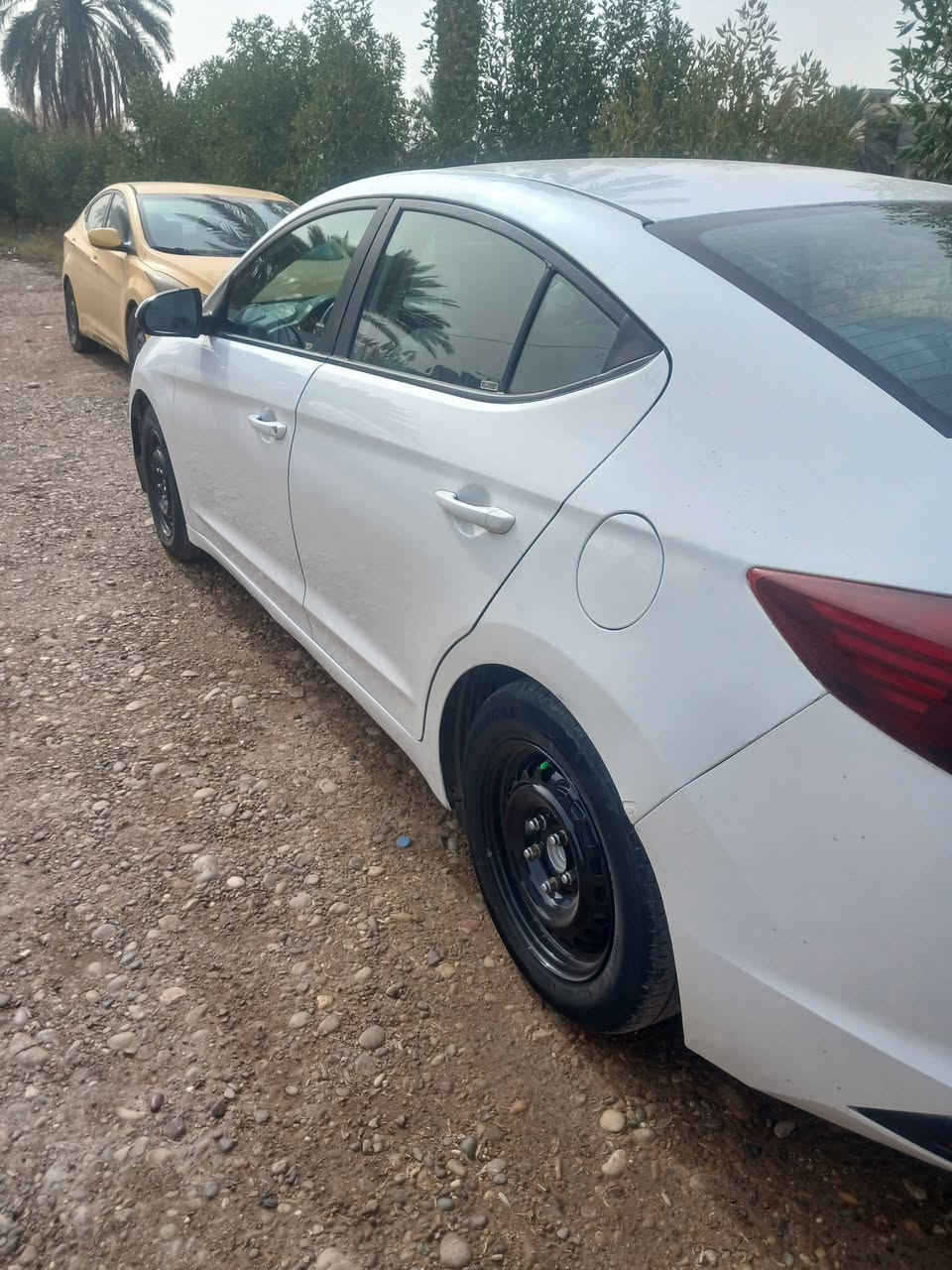 السلام عليكم اعيد النشر بسبب الوعود الكاذبة النترا موديل ٢٠١٩ شكل ل٢٠
كير AT مكينة ٢٠٠٠ مكفولة سيارة وارد امريكي حادثها جاملغ خلفي ايمن وهنا بالعراق جاملغ ايسر سيارة ليبل واحد بدون ارباك مناقصها اي شي بجم كبس كامرة دواره رقم بغداد ومكان سيارة بغداد السعر ١٣٠ وبيها مجالوهذا رقمي ***********
