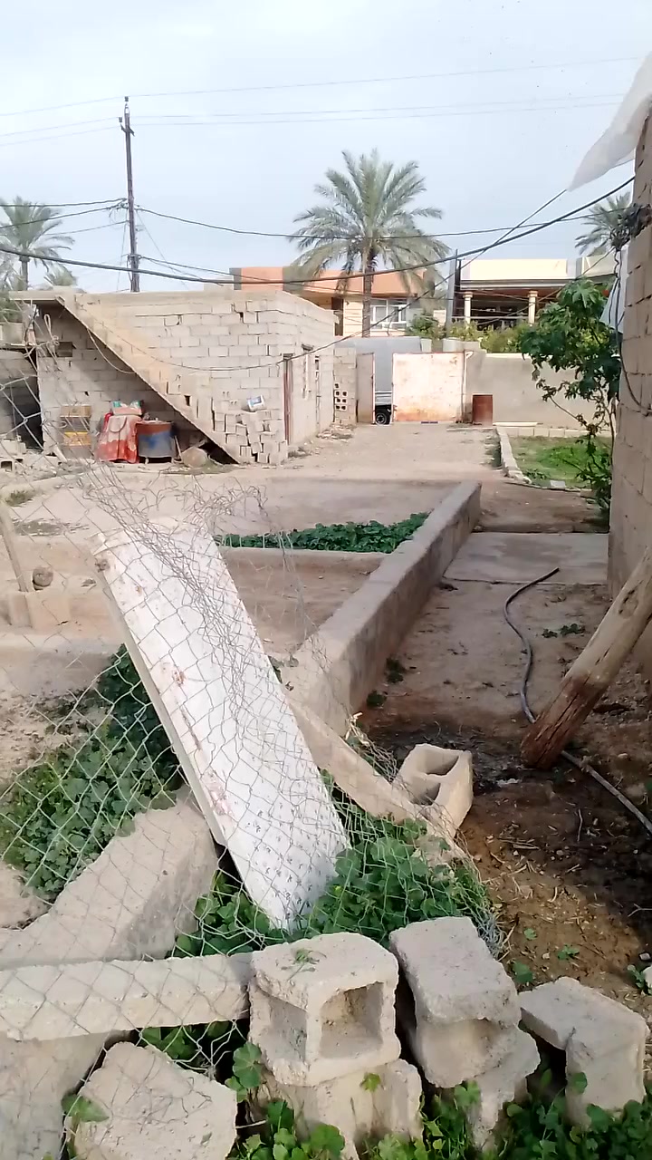 ياالله دونم اللبيع المكان قريه الساده عل شارع العام مي كهرباء تبليط كله يمه وبي بتلو وبي بيت السعر خاص او اتصال***********
