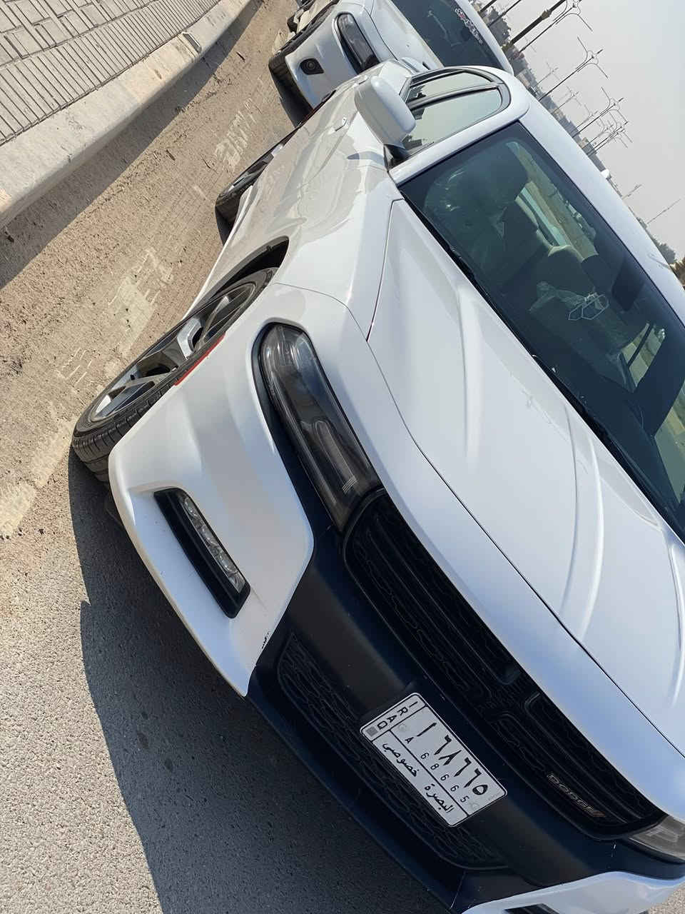 السلام عليكم 
Sxtجارجر مديل 2017
كفاله عامة 
رقم بصرة باسمي 
السيارة ماشيه 180كيلو 
السعر 215 
للاستفسار ***********
