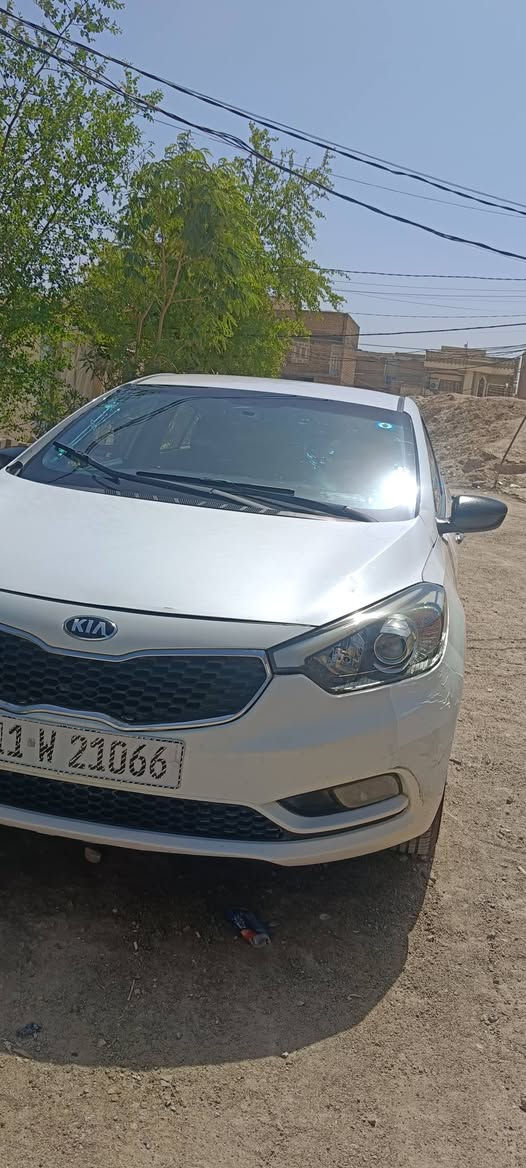 سيراتو موديل 14رقم بغداد بسمي كير مكينه كفاله اسياره بدون حادث فقط بنيد مبدل حداديه تبريد تخم تاير كله جديد ماتصرف عليه كلشي .*********** السعر 115
