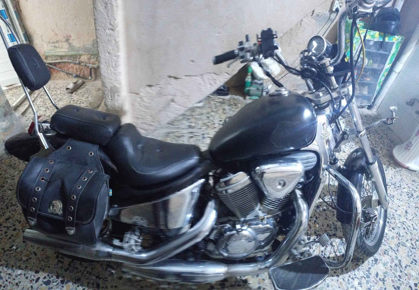 هوندا ستد 400 مرقمة رقم بغداد عربي
تخم تاير جديد
جنط صفاحيه
درع امامي
دواسات رجل عريضه مال هارلي
نشرة زركه تحت تاير جماليه
باتري وملف وكتف شحن كله جديد
كهربائيات كلها شغاله
الدراجه مكفوله وشرط تحويل ثاني يوم
السعر قفل قفل بدون ماتعبك مليونين و 300
 رقمي ***********
