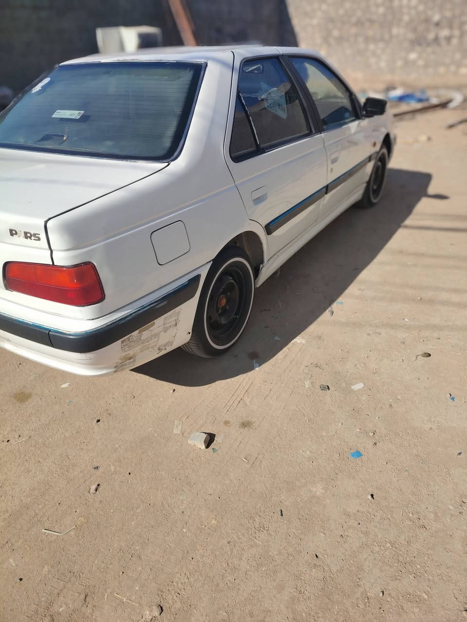 السلام عليكم بارس موديل 15 للبيع سياره نظيفه جاهزه من كل شيء حداديه تبريد  جديد مكان السياره النجف السعر 48 وبيها مجال استفسار اتصال على الرقم ***********
