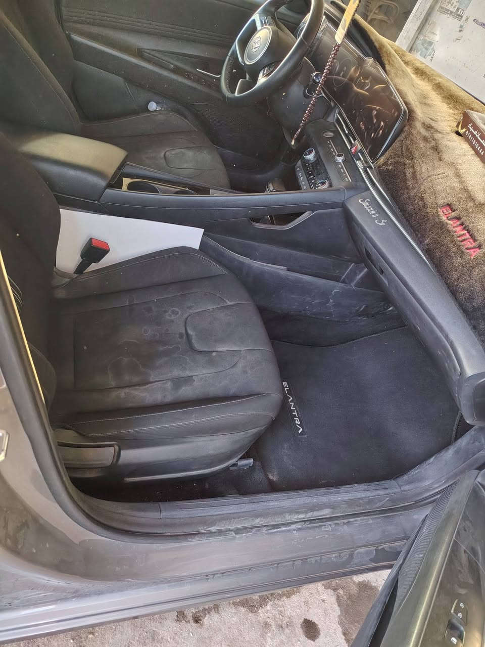 النتره موديل 2023فول عده الفتحه حادث أمريكا بس نص بنيد بابين كلير من أمريكا السعر 140وبيه مجال ***********
