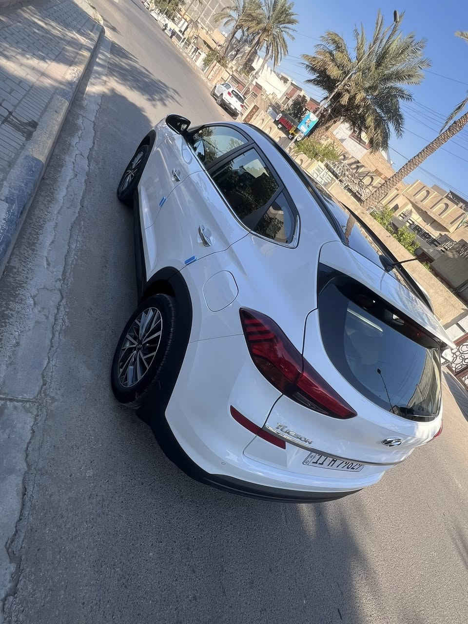 السلام عليكم للبيع موديل 2021
مكفول عام ماعدى شبر بارد 
فول 1/1
شباك لكزز 
بانوراما 
خمس عدسات 
ملاحضه ماشيه    34 حقيقي وين ميعجبك تفحص حاضر 
من الزيرو على ايدي 
باسمي غير متواجد عل فيس فقط اتصال المنوان الكراده 
    ***********
