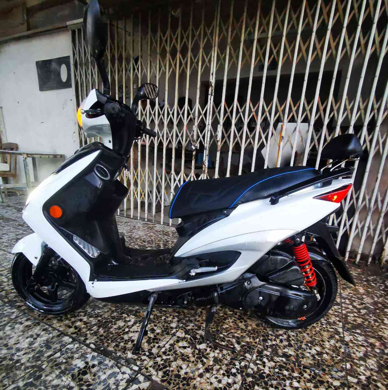 درجه بلاديه برغي مامفتوح بيها
نكره سلف 
السعر مليون و100
وبيها مجال
الاستفسار ***********
