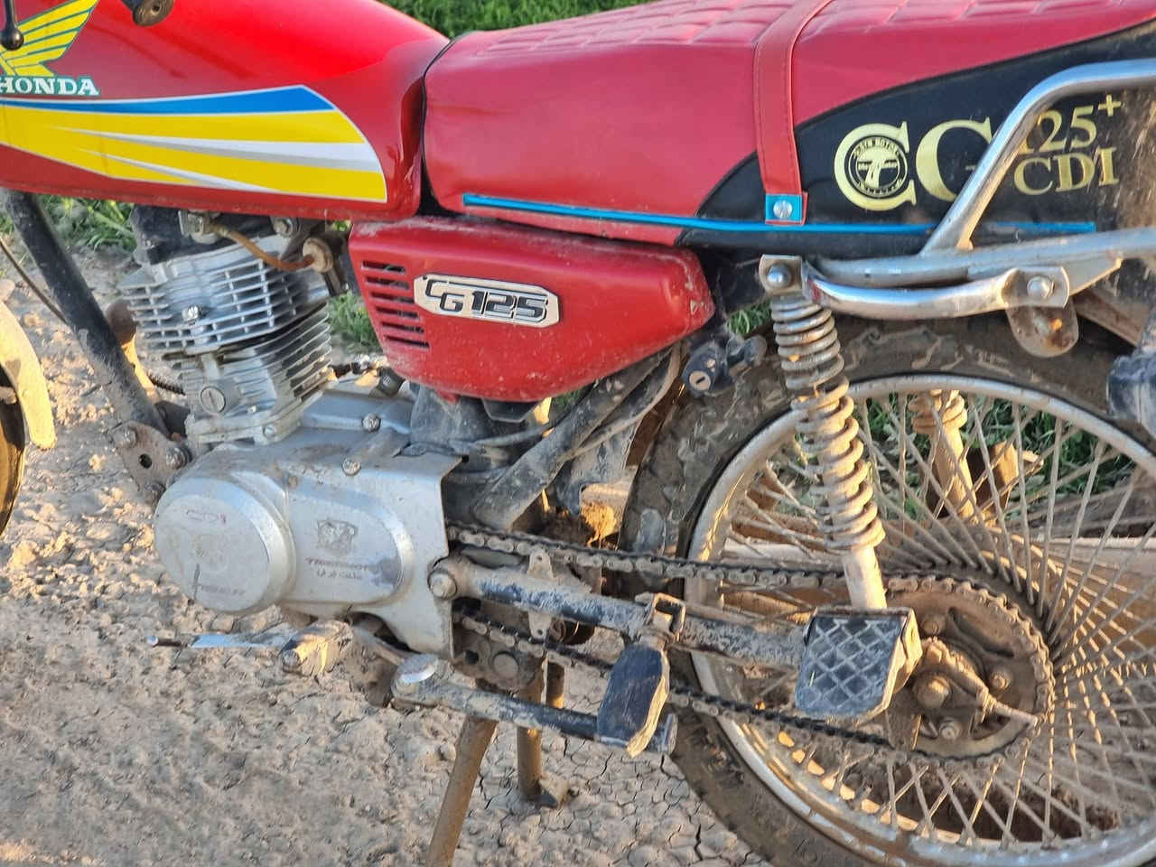 السلام عليكم تايكر 2020 للبيع ويرهم مراوس
السعر 270

نشاط فول معدل نار محركو دمعا اخرس 

كهربايتو شغاله

مكاني الجواعنه 

***********3
