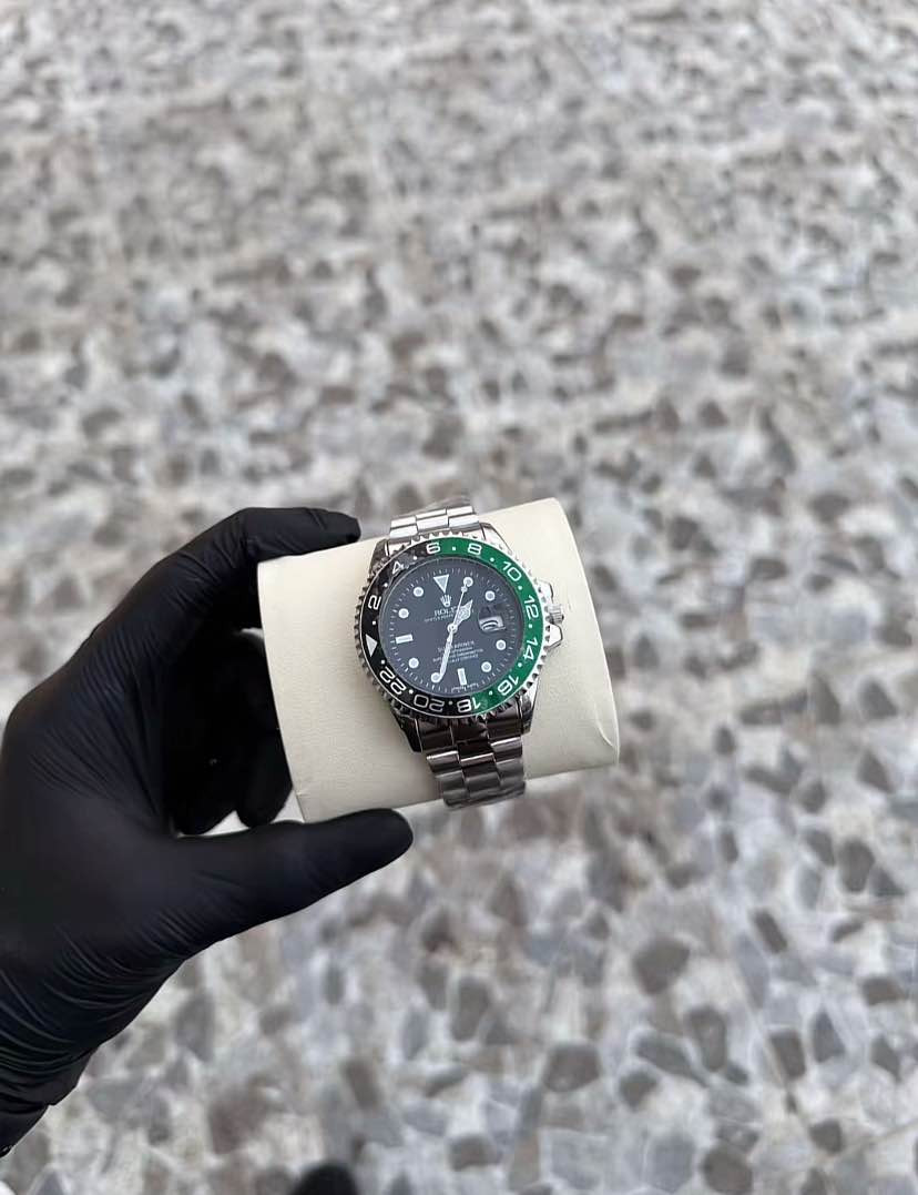 أي واحد رايد ساعات تراسلني على ال WhatsApp
*********** دهوك, العراق
