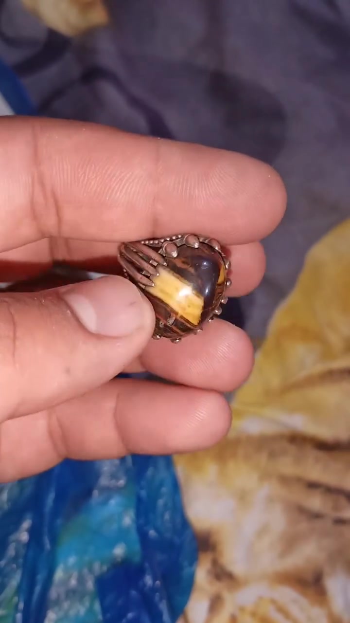 شلعه وحده على30 الف قفل  مفرد سعر خاتم قفل35 الف  من دون اجور توصيل


**إذا كنت صاحب هذا الإعلان وتريد حذفه لأي سبب، رجاءا أرسل رسالة إلى الدعم الفني**
