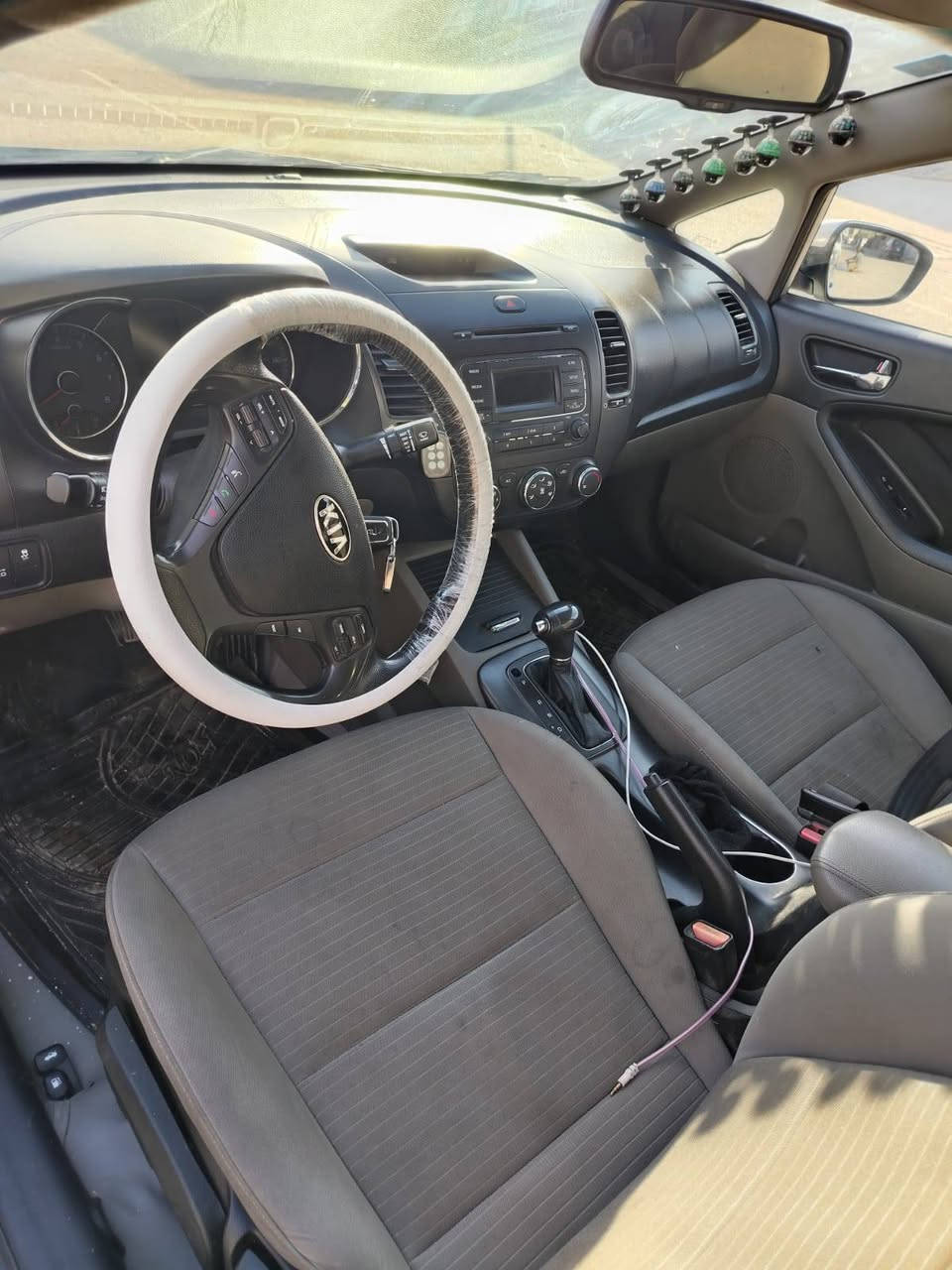 السلام عليكم فورتي 16امريكي بغداد باسمي رقم مميز السونار موجود مكفولة كير ومحرك وصدر وتبريد وتخم تاير السعر ١١٢ و بيها مجال الشعلة ***********
