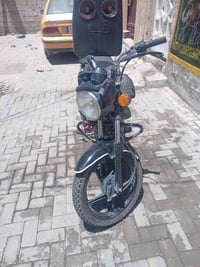 دراجه بوكسر موديل 22 بدون اوراق اتكفله سرقه و عشاير السعر 700 الف دينا...