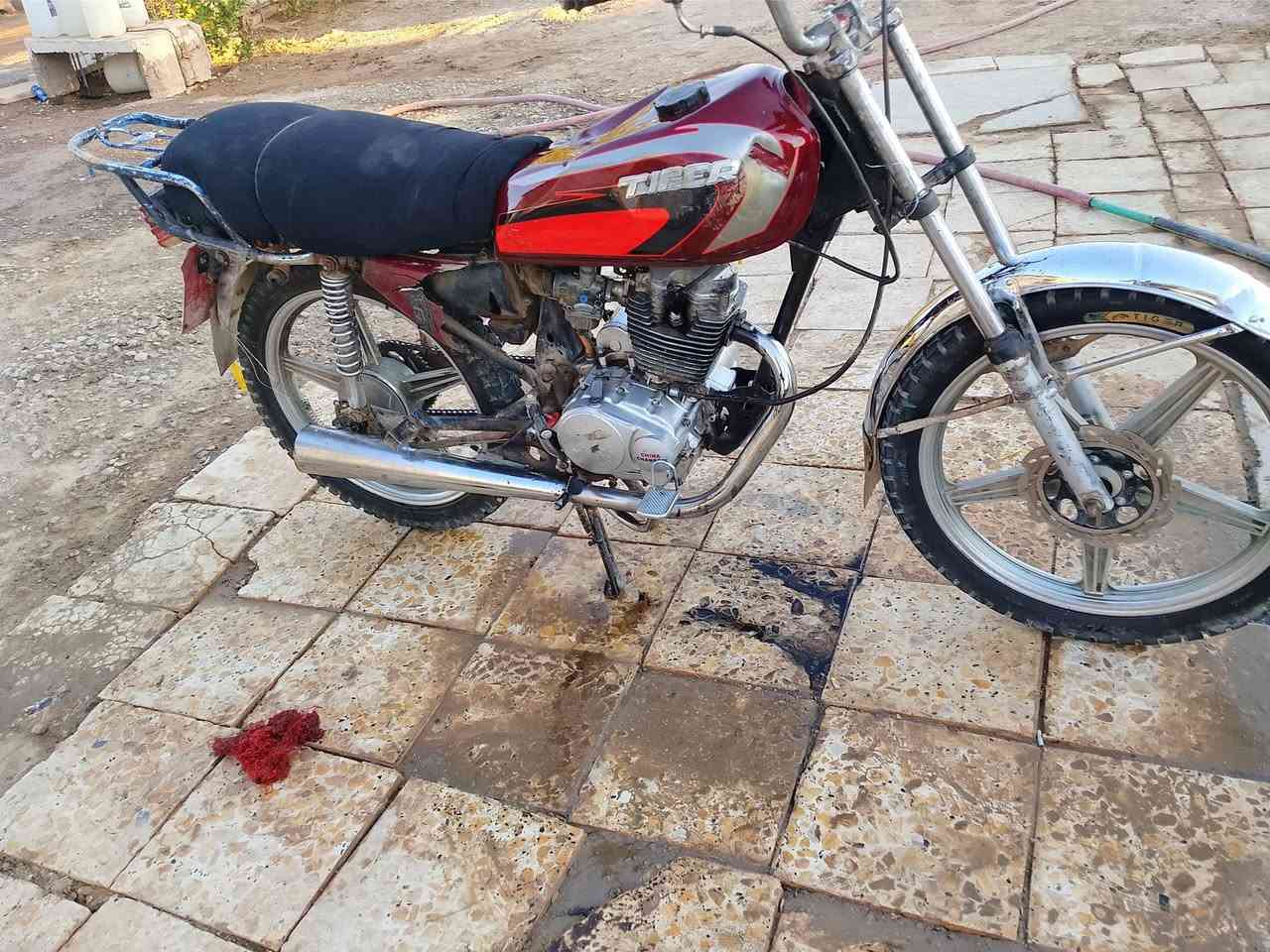 سلام عليكم دراجه للبيع خمسة كير السعر 130وبيه مجال


**إذا كنت صاحب هذا الإعلان وتريد حذفه لأي سبب، رجاءا أرسل رسالة إلى الدعم الفني**