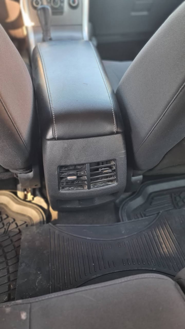 فورد ايدج 2013 باسمي
كاملة مناقصها شي شغل واطلع السعر 100 

***********
***********
