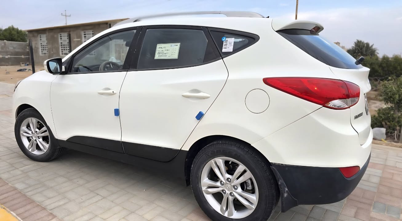 سلام عليكم توسان 2012 حرة رقم مثنى سنوية 2027 فقط جاملغ مصبوغ ولباقي كفالة مواصفات شاشة كامرة ويلكب شاير بل مري تحكم ستيرن لستفسار *********** مكان سيارة سماوة
