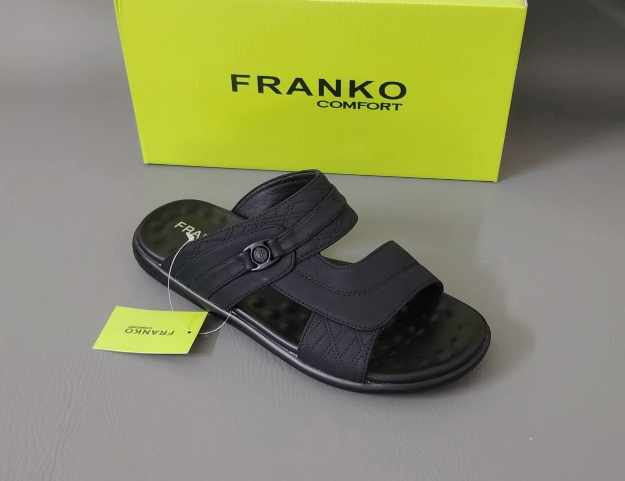 Newcollection🌟 حصريا 
متوفرة الآن.
لە ئێستادا بەردەستە.
Men/بياوان/رجالي
⭕ السعر 000'30 مع توصيل مجاني 
🔹 العنوان خانقين ***********
