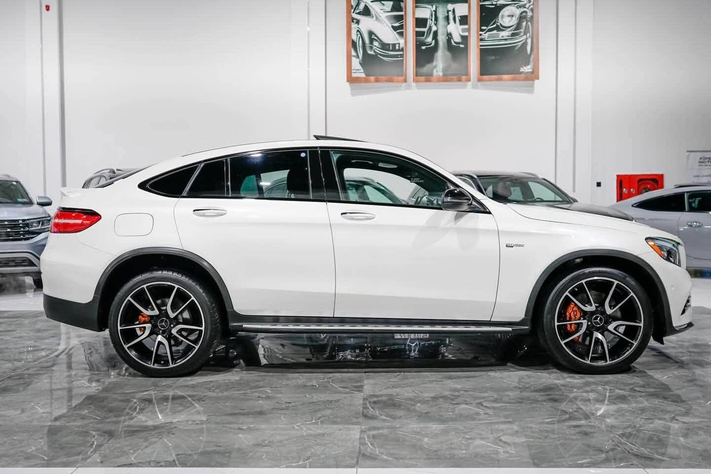 کوردی /عربی 
*********
دروستكراوي :  MERCEDES-BENZ
مۆدێل :   GLC43
ساڵ : 2019
سعر :325.00$ 
بزوێنەر :  V6 3.0T
بگۆری بزوێنەر : automatic 
سوتەمەنی : بنزين   
دۆخ : بەکارهاتوو
ماوەی ڕۆشتوو: 80 mile    
تابلو ئوتومبێل : اربیل   
***********
النوع : MERCEDES-BENZ
المودیل : GLC43 
السنة : 2019 
سعر : 325.00$
المحرك :  V6 3.0
ناقل الحركة: automatic
نوع الوقود : بنزين  
الحالة: المستخدم 
عدد اميال :80 mile      
رقم السیارە:اربیل
**********
***********
***********
عنوان : اربيل ترافك لايت مخمور قريب من معمل بيبسي


**إذا كنت صاحب هذا الإعلان وتريد حذفه لأي سبب، رجاءا أرسل رسالة إلى الدعم الفني**