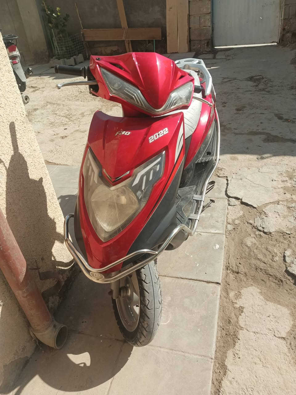 السلام عليكم دراجه هوشا على وضع البلاد دراجه جديده ما ‏‪***********‬‏مفتوح برغي بيها سعر 650 وبيها مجال رقمي
