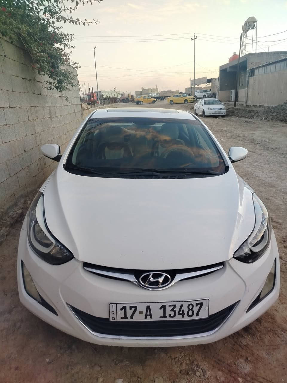 l
السلام عليكم 
النترا 14 خليجي 
فول مواصفات فتحه ويلكب شاشه كامره تحكمات 
مكينه 1800 مكفوله
رقم مثنى 
مكفوله من صبغ و تبديل بيه باردات بسيطات 
سعرها 125 وبيها مجال 
تفاصيل اكثر خاص او اتصال 
***********
