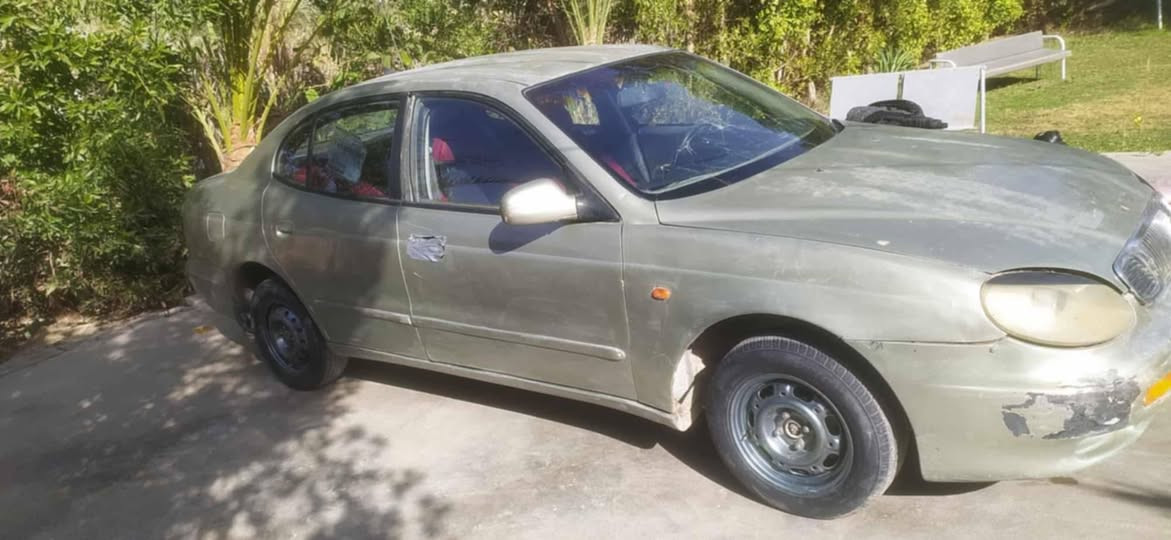 سلام عليكم سياره دايو للبيع موديل 99سياره كير و مكينه شرط
+شرط التحويل ثاني يوم للتواصل على الرقم ***********
***********
