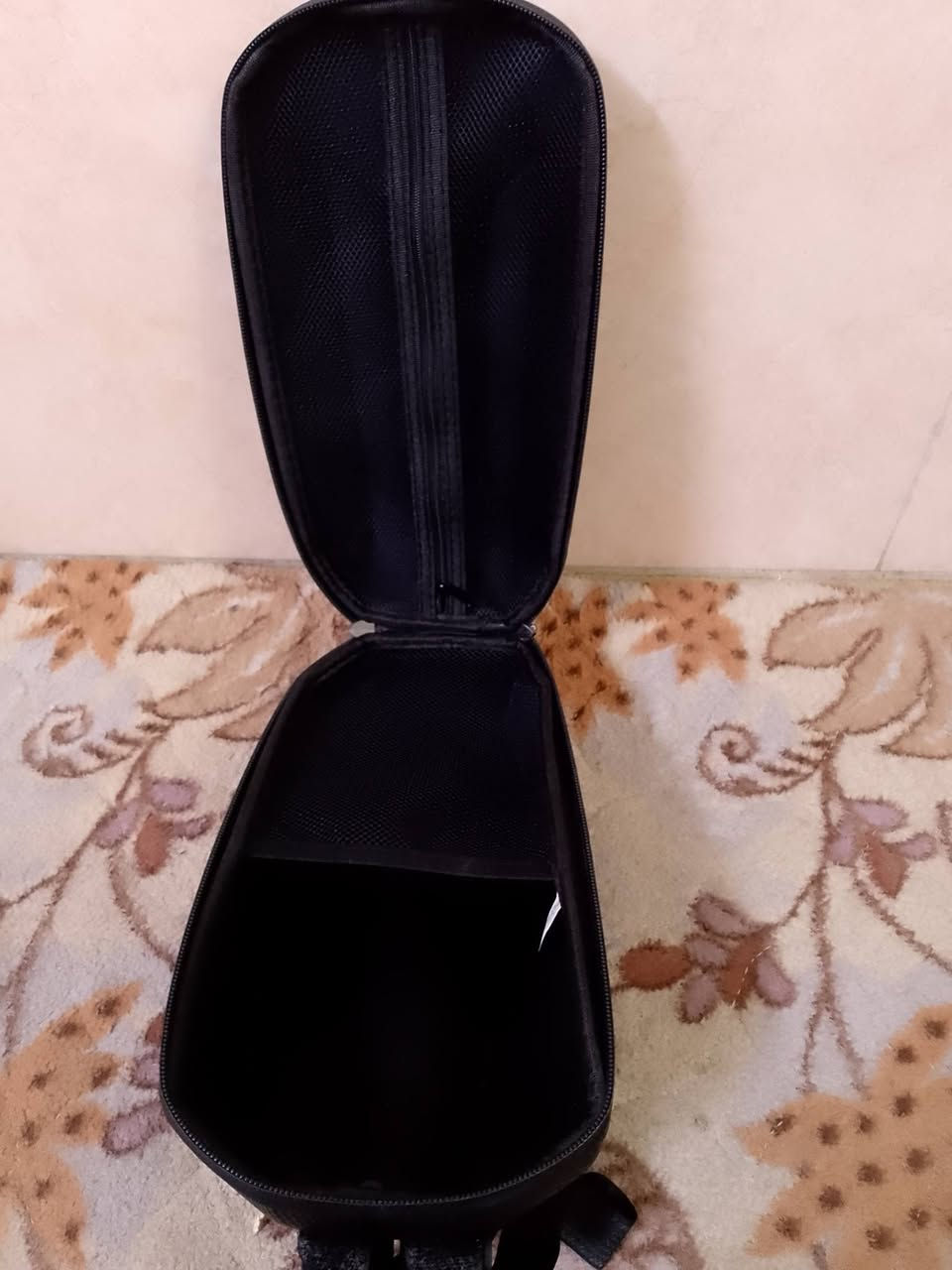 السلام عليكم. جنطة مستخدمه نضيفه جدا مع سيبايه ما مستخدمه نقص البواري الجانبيه . السعر 30 قفل


**إذا كنت صاحب هذا الإعلان وتريد حذفه لأي سبب، رجاءا أرسل رسالة إلى الدعم الفني**