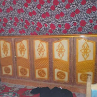 ميز • نضيف