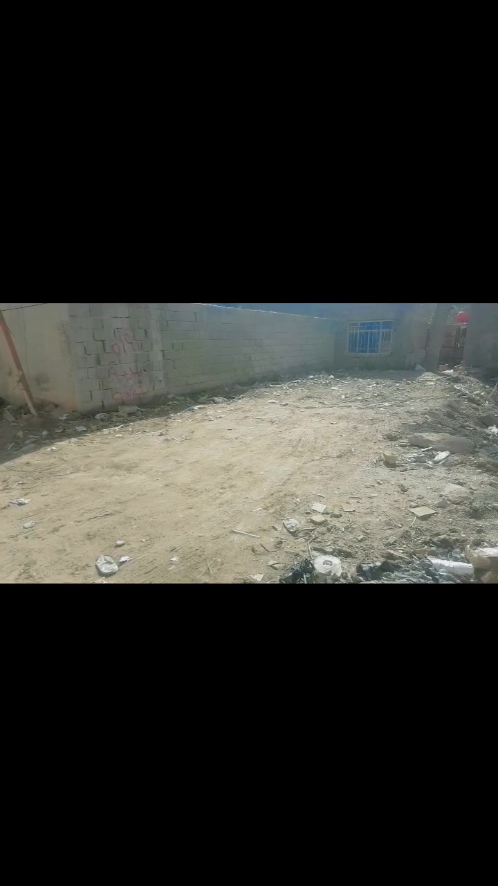 يالله نص قطعه البيع حي الحكيم شارع الحاج ضافر زرزور شارع راىيسي تبعد عن الشارع ٦٠ متر سعر 12
ستفسار ***********
