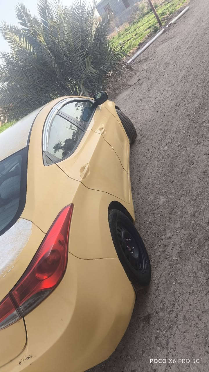 سلام عليكم
الانترا للبيع 2013 وارد امريكي حادث بسيط السعر 98 وبيها مجال بسيط العنوان الانبار فلوجه السجر 
الاستفسار  اكثر اتصل ***********.
