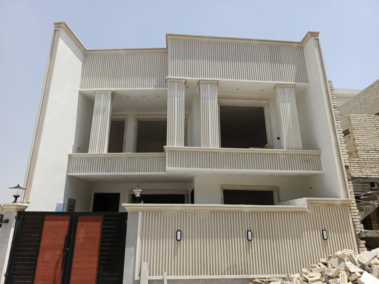 ديكورات وصباغ  بشغل مناسب متوفر حالين  تاصل عله هذا رقم بي ووتساب ***********
