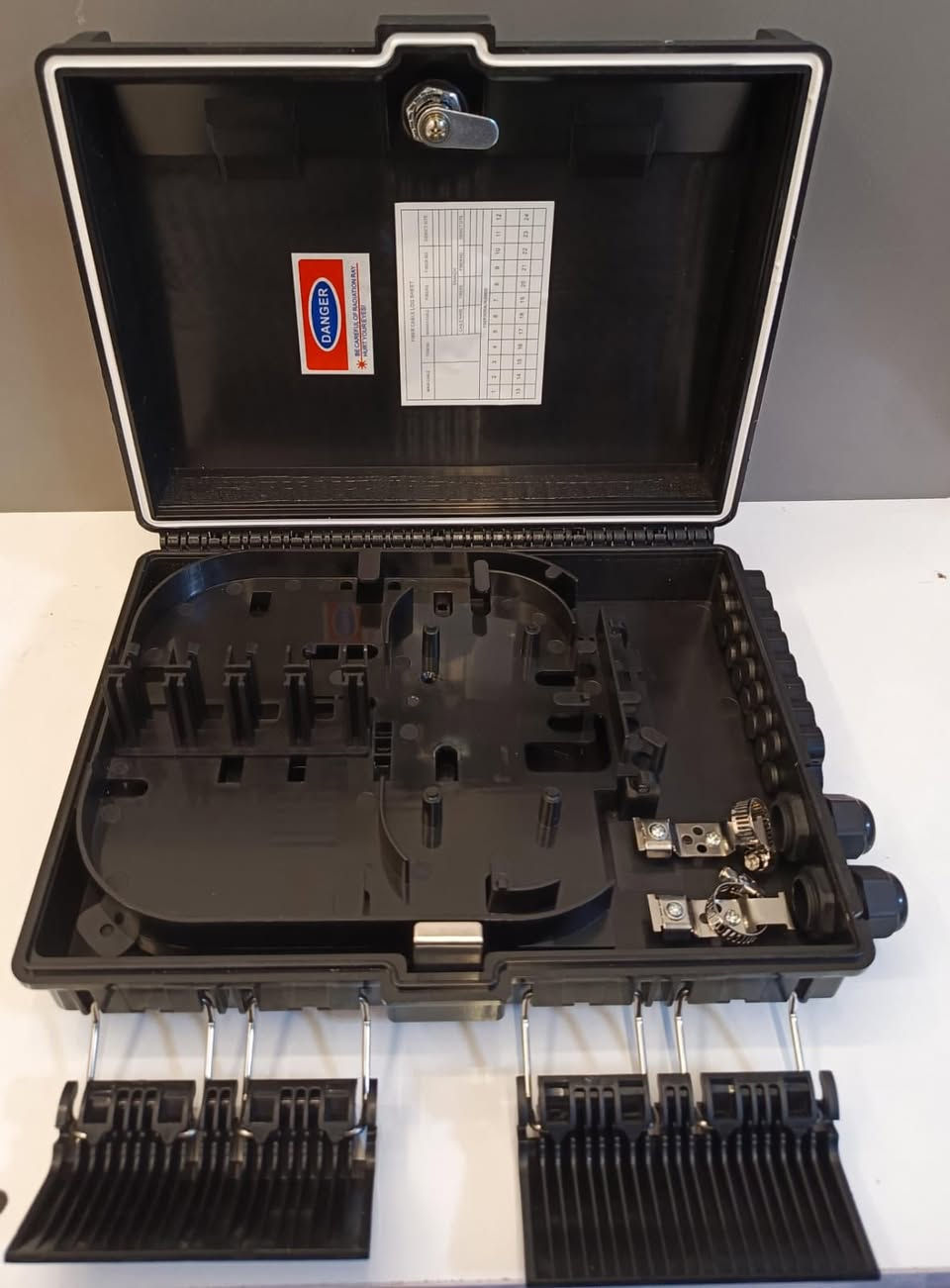 🔵BOX كابينة
🔵16 Core
⭕️بسعر ….13.000

#للأستفسار_عن_الاسعار الخاصة بالوكلاء واصحاب الشركات وباقي التفاصيل الفنية 
من خلال الواتساب 
📞***********📞
🔵قناة التلكرام

https://t.me/w0ghb
