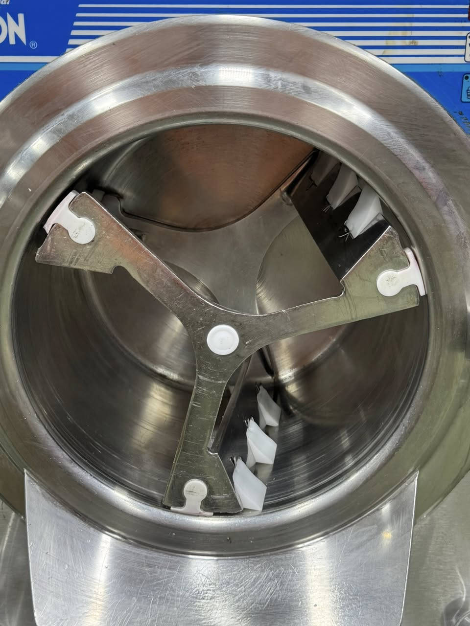 دي اس ايطالي🇮🇹 سعر مناسب

6 كيلو

نضيفه علبلاد برغي مامبدل بيه

المكان بصره

اللاستفسار *********** لو خاص
