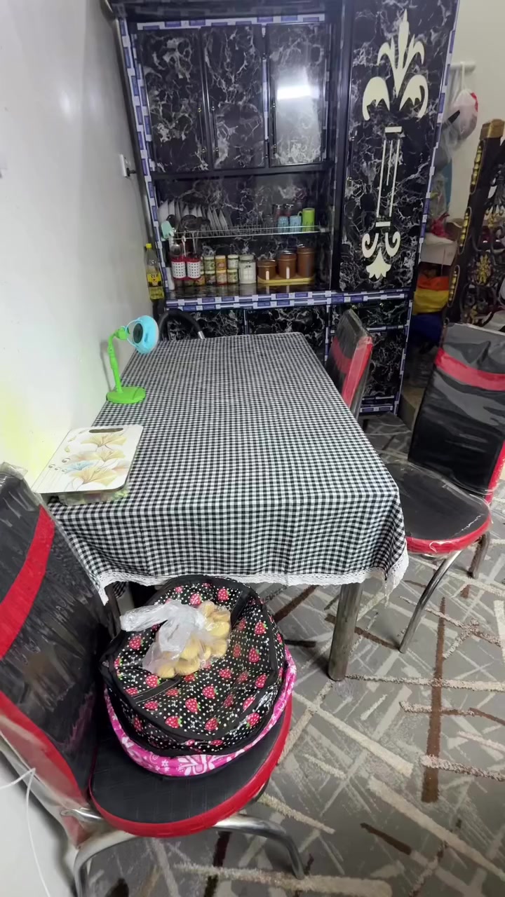 ميز طعام يتكبر ويتصغر مع اربع كراسي ب١٥٠


**إذا كنت صاحب هذا الإعلان وتريد حذفه لأي سبب، رجاءا أرسل رسالة إلى الدعم الفني**