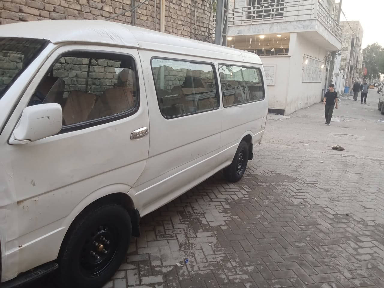 السلام عليكم اج وان موديل 14 ماكينه جديده كير واكسن كفاله تخم تاير حداديه كهربائيات كلها شغاله دوشمه كاعيه موصليه موصليه باسم مواطن ما عليها شاره حجز بيها طخه بباب السائق بغداد المدينه السعر 32 بيها مجال قليل رقم الهاتف ***********
