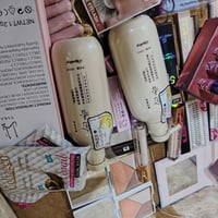 مكياج • متوفر