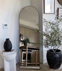 مراية • ٥٠×١٦٠ سم • بغداد