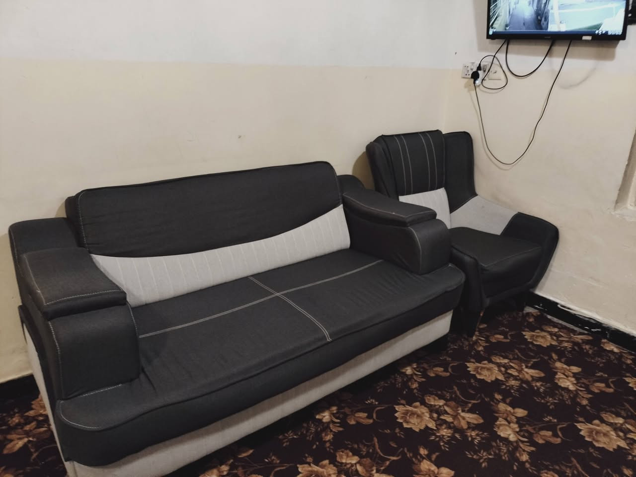 تخم 7مقاعد نظيف عراقي تفصال مكان بغداد سعر  650الف بي مجال


**إذا كنت صاحب هذا الإعلان وتريد حذفه لأي سبب، رجاءا أرسل رسالة إلى الدعم الفني**