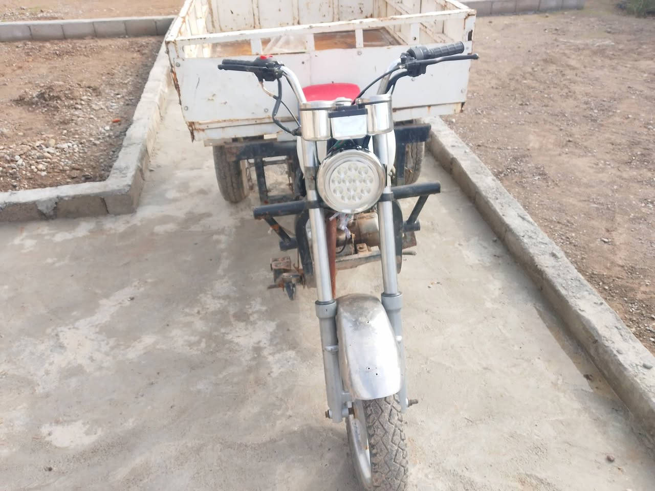 سلام عليكم ستوته للبيع كلشي جديد موديل 21 نضيفه جديده السعر 750 وبهه مجال


**إذا كنت صاحب هذا الإعلان وتريد حذفه لأي سبب، رجاءا أرسل رسالة إلى الدعم الفني**