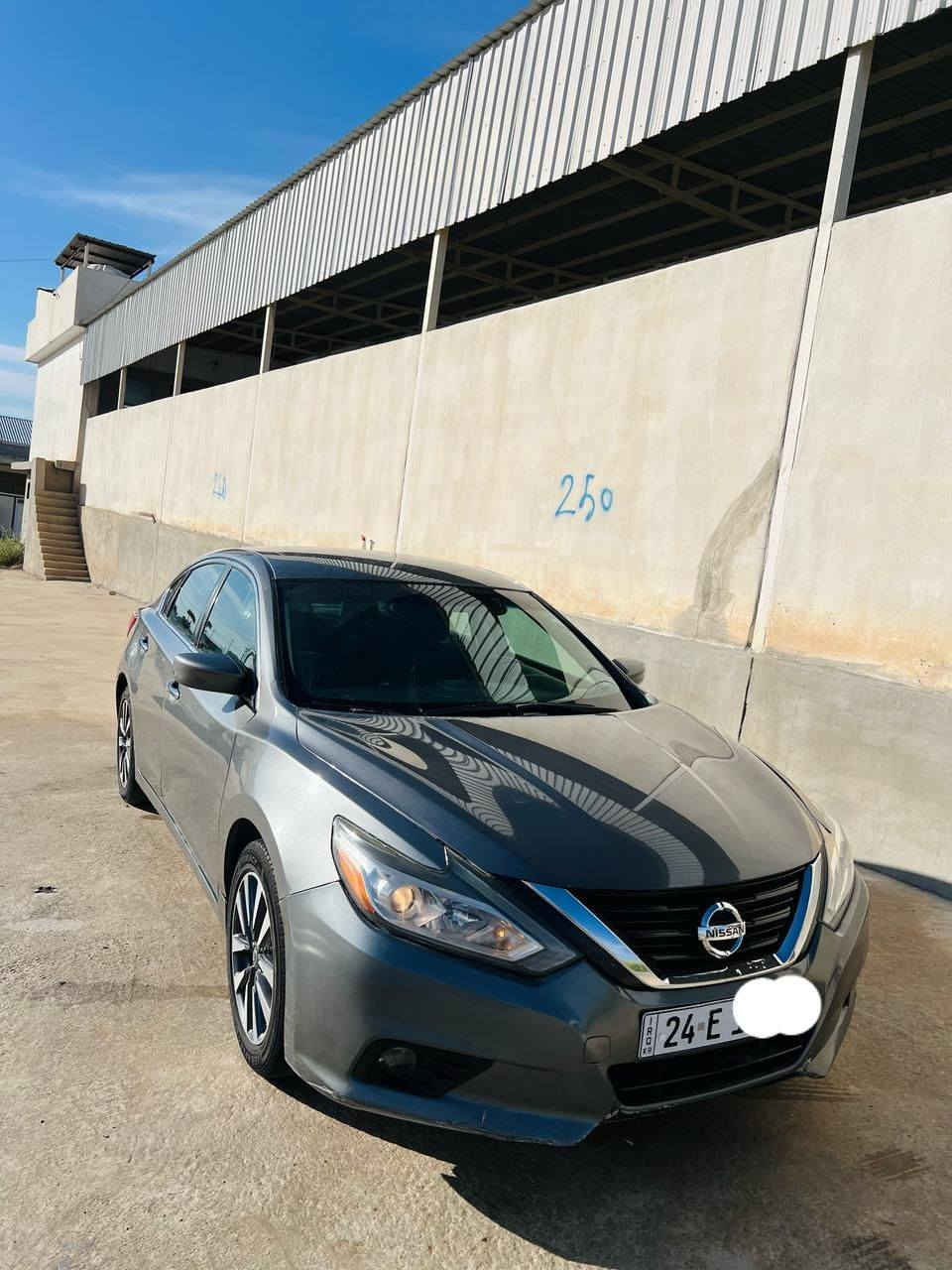 نيسان التيما موديل 2017 فئة SV فول مواصفات کیر و محرك كفالة عامة وضع شركة رقم دهوك رقم و سنوية جديد ملاحضة / سيارة كلين بدون صبغ فقط مكانتين صغير تعديل +قطعة جاملغ صفحة سايق اصلي مبدل
بارد بصمة تشغيل + ابواب بصمة تشغيل عند بعد كشنات کهربائی نظام رادار جانبي كامرة خلفية تحكمات ستيرن تحديد سرعة سيارة مال البيت جاهز شرط تحويل مكان سيارة موصل سهل نينوى
*********** واتساب
*********** 
مكلف بالنشر مكلف بالنشر مكلف بالنشر
