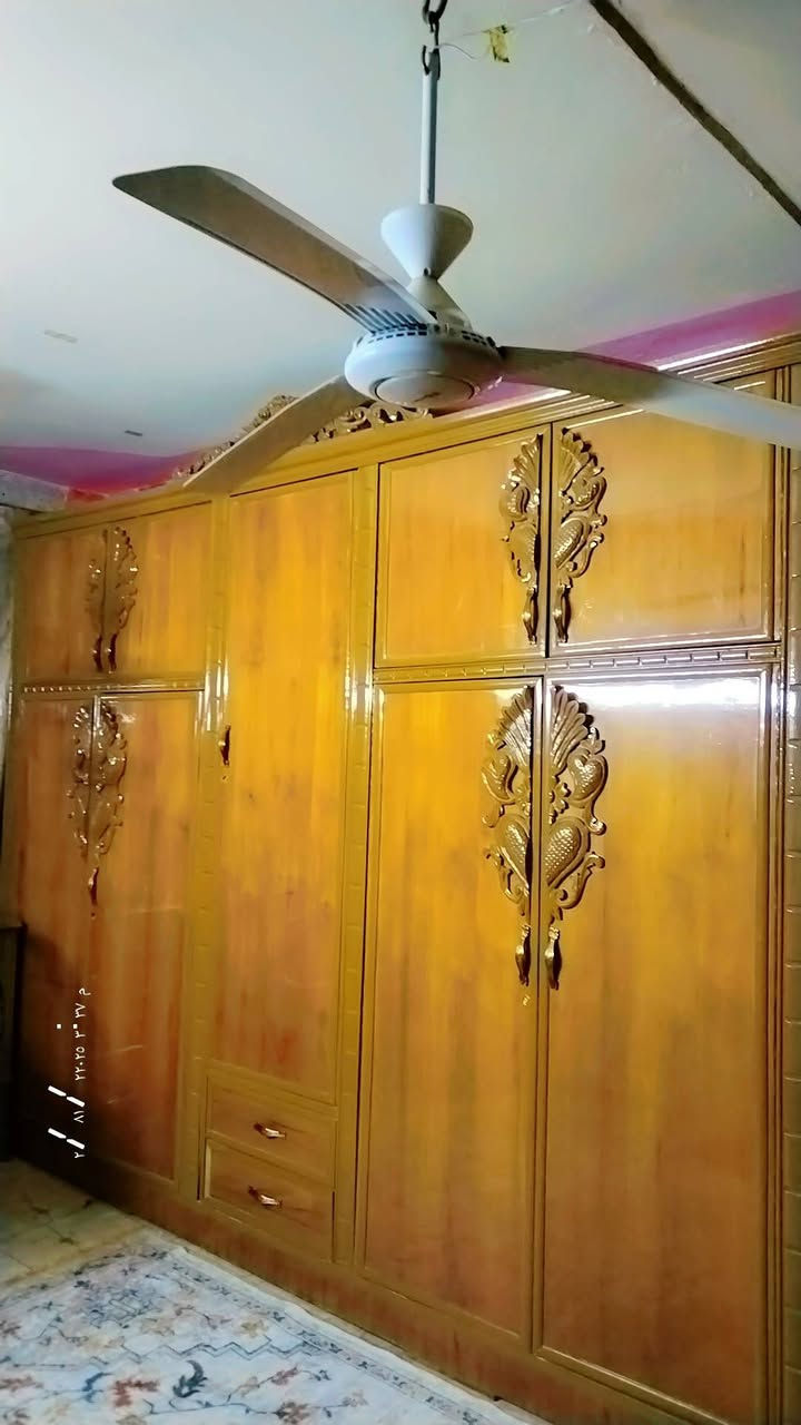 سلام عليكم غرفه نجاره تزكام السعر مليون 100وبيهه مجال العنوان كربلاء رقم ***********
